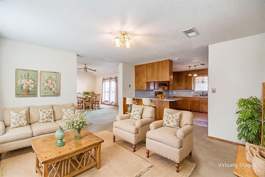 (951C) CALLAHAN CO SHARED PROPERTY - Residential