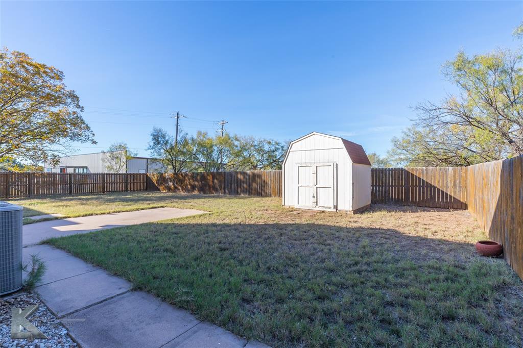 (951C) CALLAHAN CO SHARED PROPERTY - Residential