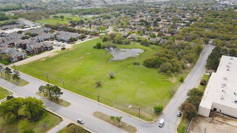 3708 Harwood Road Bedford TX 76021