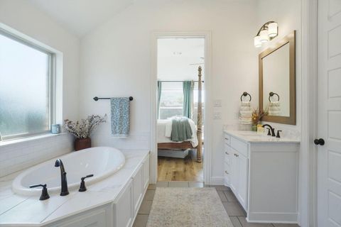 Tiny photo for 212 Lone Star Drive, Waxahachie, TX 75165 (MLS # 21201035)