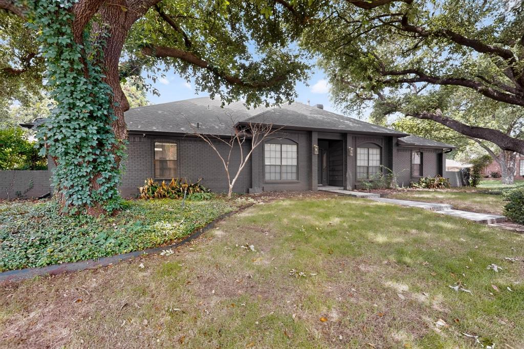 3900 N Shadycreek Drive