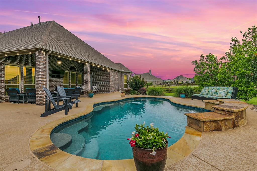 2801 Prairie View Drive