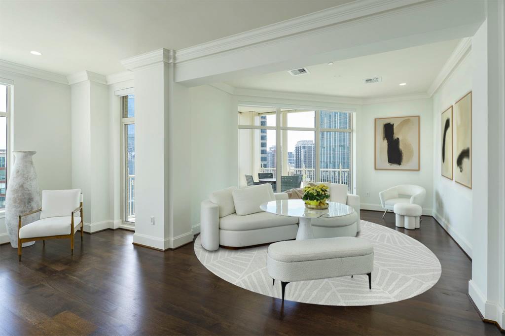 Tower & Regency Row Residence - Residential