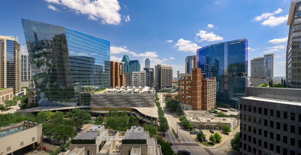 Tower & Regency Row Residence - Residential