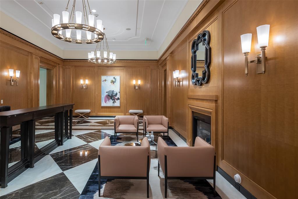 Tower & Regency Row Residence - Residential