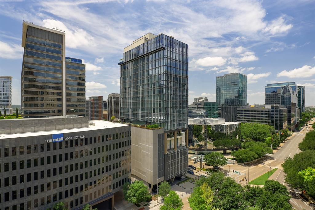 Tower & Regency Row Residence - Residential