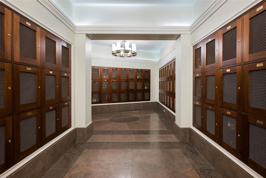 Tower & Regency Row Residence - Residential