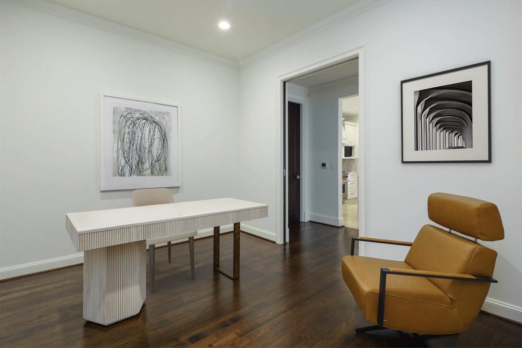 Tower & Regency Row Residence - Residential