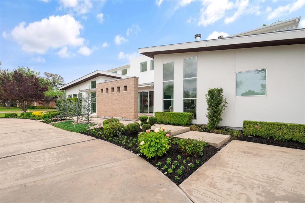 5624 Williamstown Road