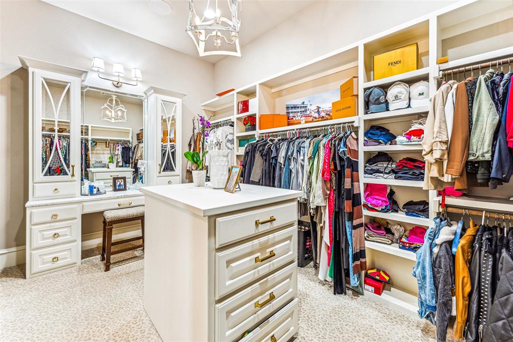 Resort on Eagle Mountain Lake - Residential