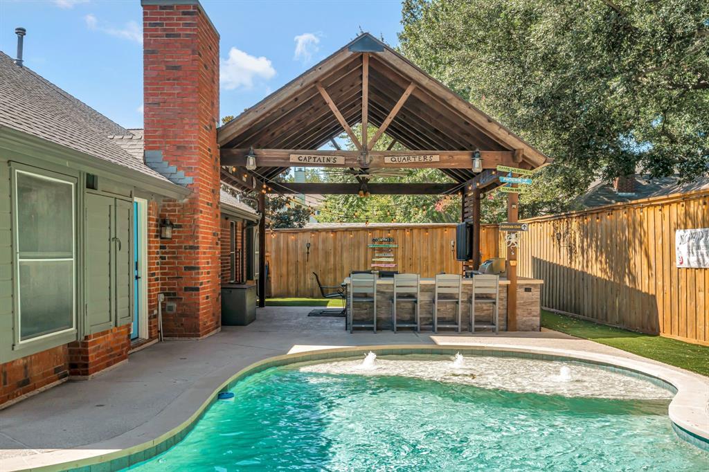 613 Dove Creek Circle