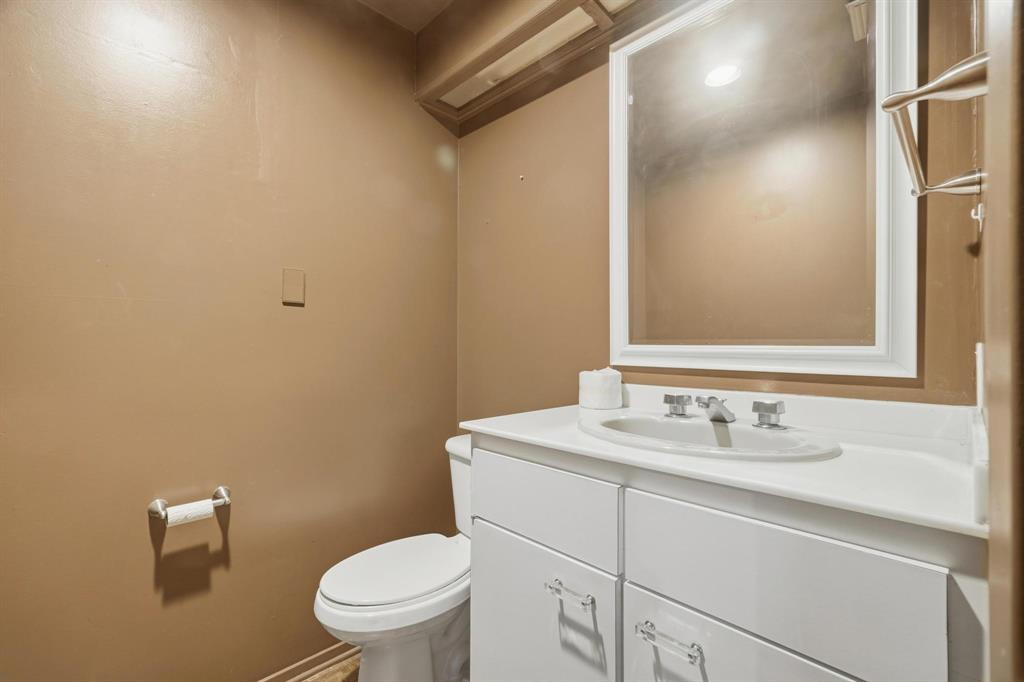 52 Rue Maison Street