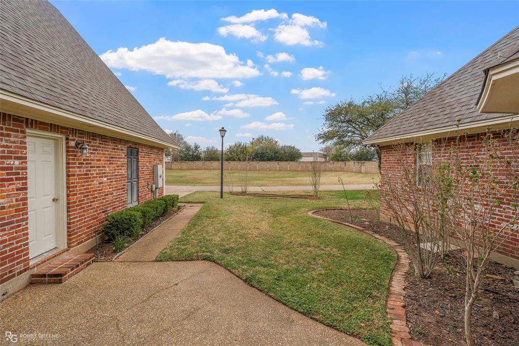 Oak Alley - Residential