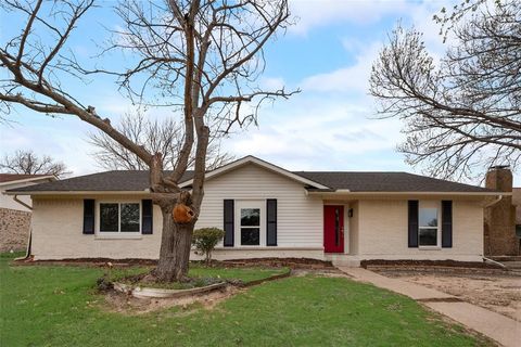 Photo of 5133 Barcelona Drive, Garland, TX 75043 (MLS # 21146728)