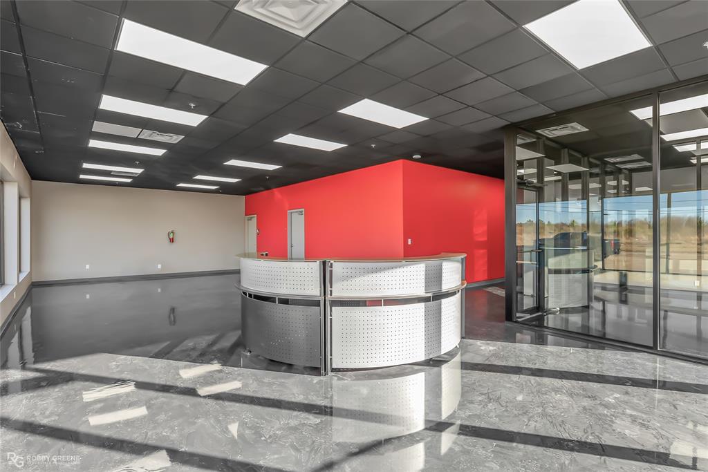 COLLEGE HEIGHTS - Commercial Sale