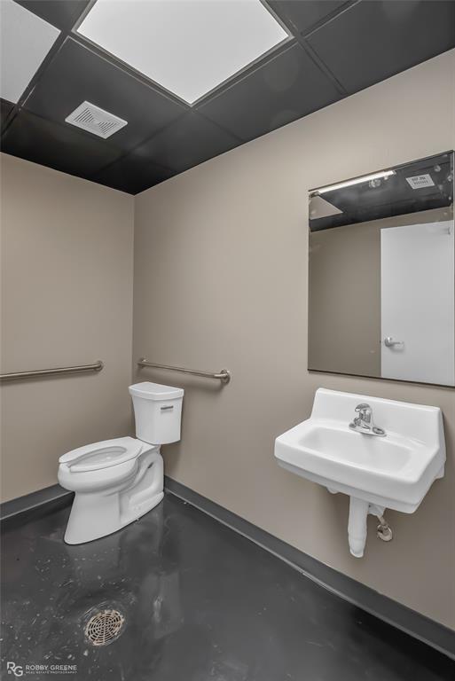 COLLEGE HEIGHTS - Commercial Sale