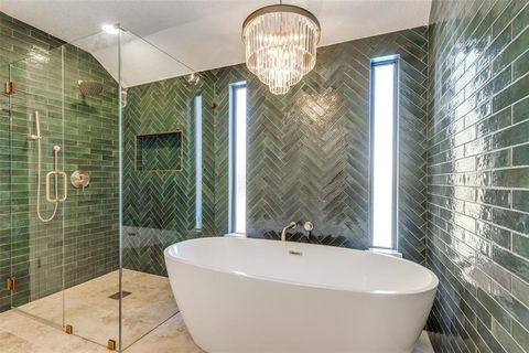 Photo of 2307 Midway Road, Arlington, TX 76011 (MLS # 21195778)