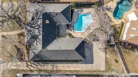 Tiny photo for 2307 Midway Road, Arlington, TX 76011 (MLS # 21195778)