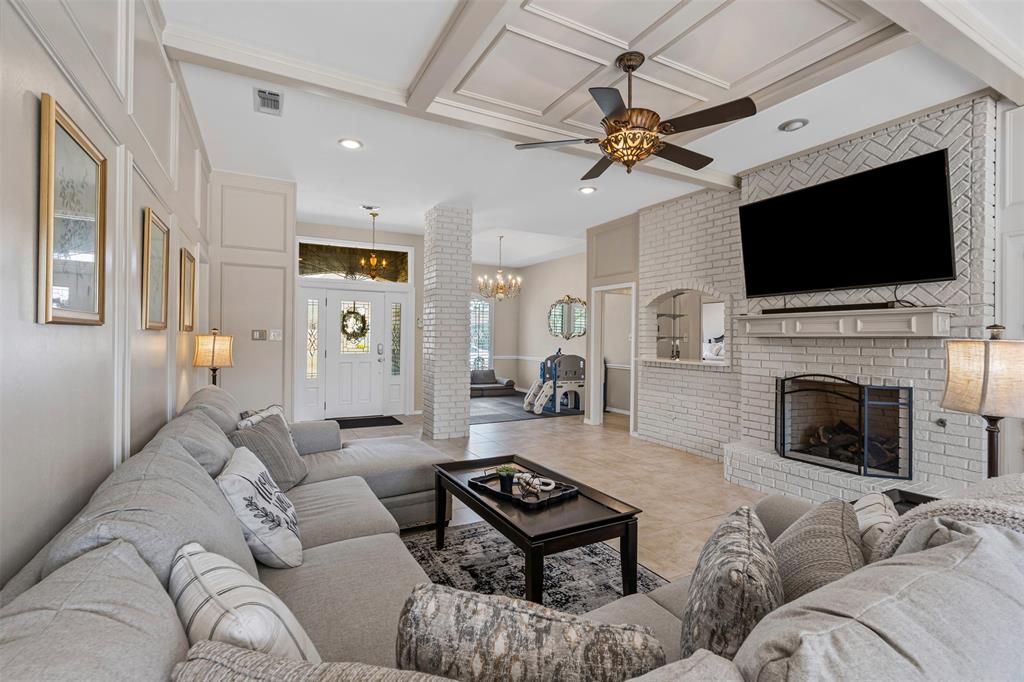 Arlington, Texas 76017, United States, 4 Bedrooms Bedrooms, ,3 BathroomsBathrooms,Residential,Active,91676