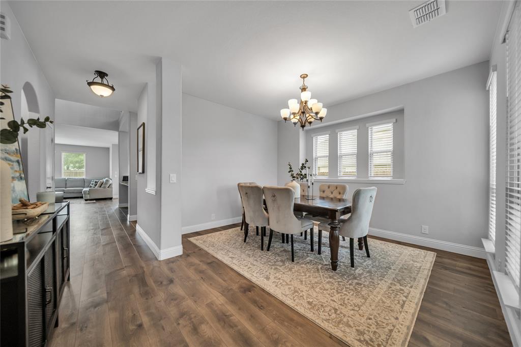 3221 Fox Ridge Trail