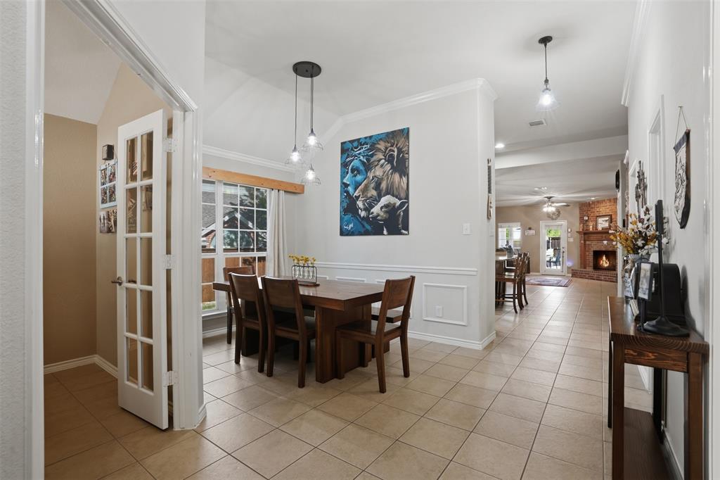 8600 Laughing Waters Trail