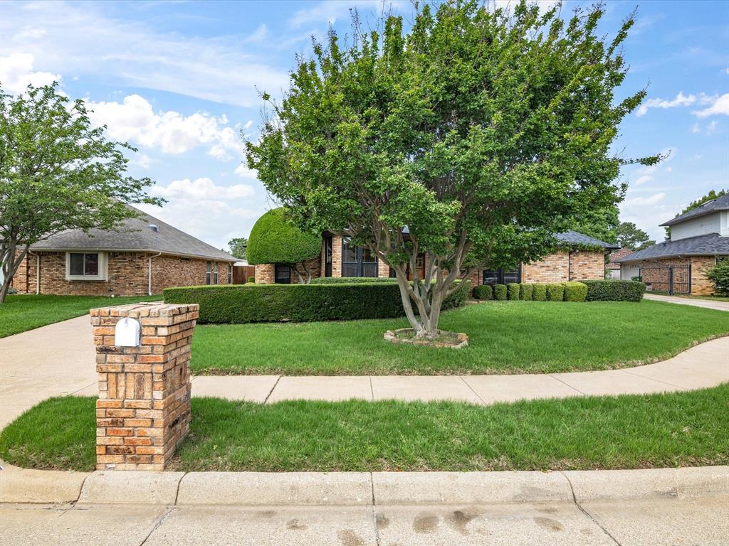 3725 Fieldcrest Lane