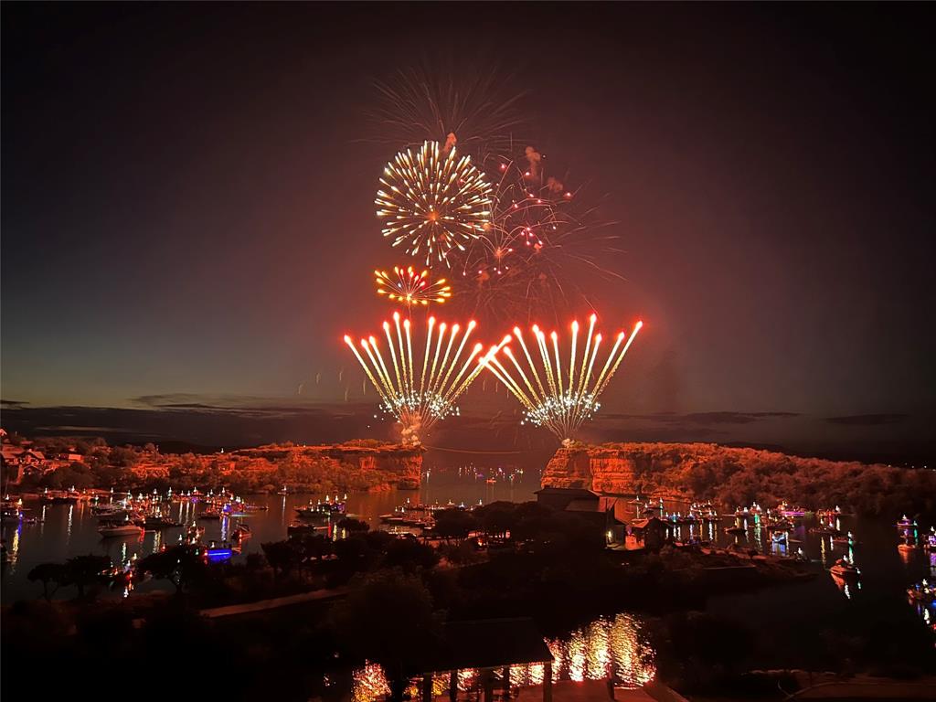 Sportsmans World - Residential