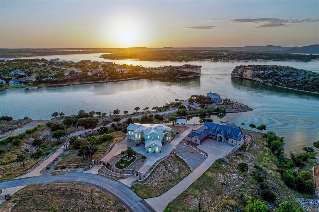 Sportsmans World - Residential