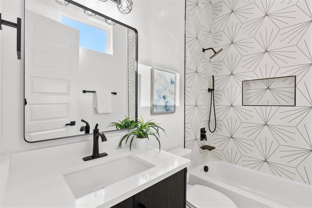 Dallas Land & Loan Cos Add 03 - Residential Lease