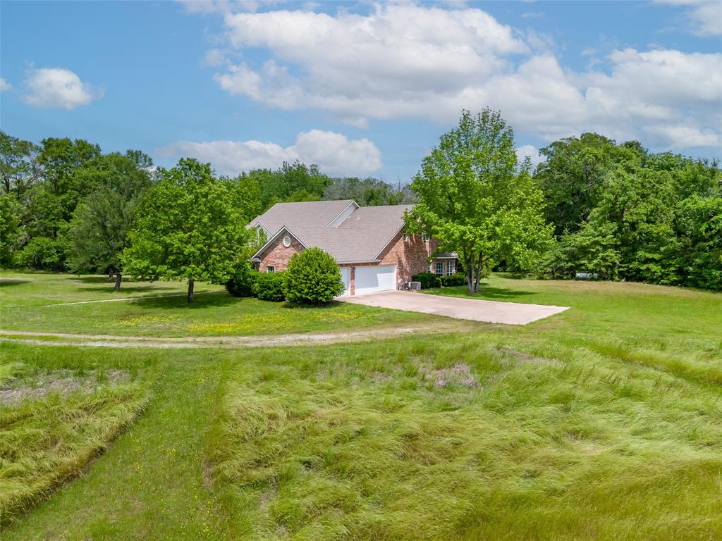 6652 E FM 1396 - 15 acres