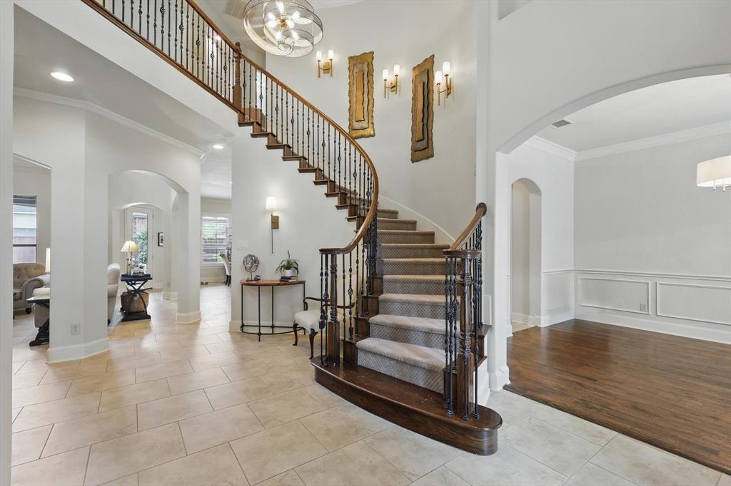 3425 Hartford Lane