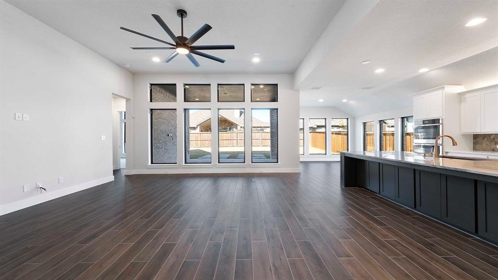 Trinity Falls - Residential