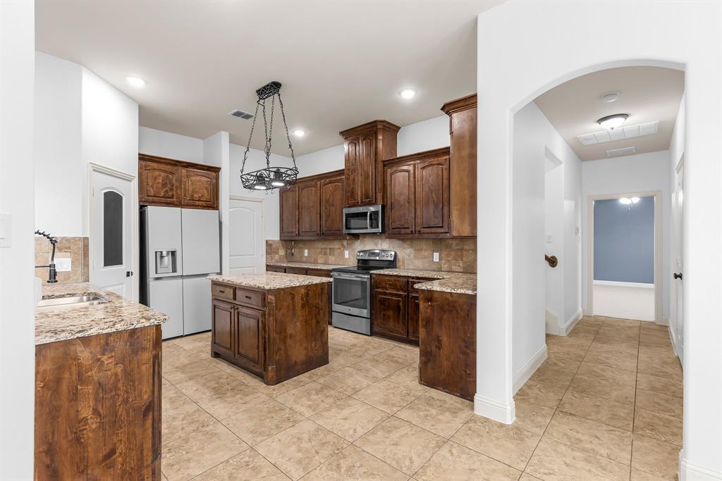 COLINA CREEK ESTATES - Residential