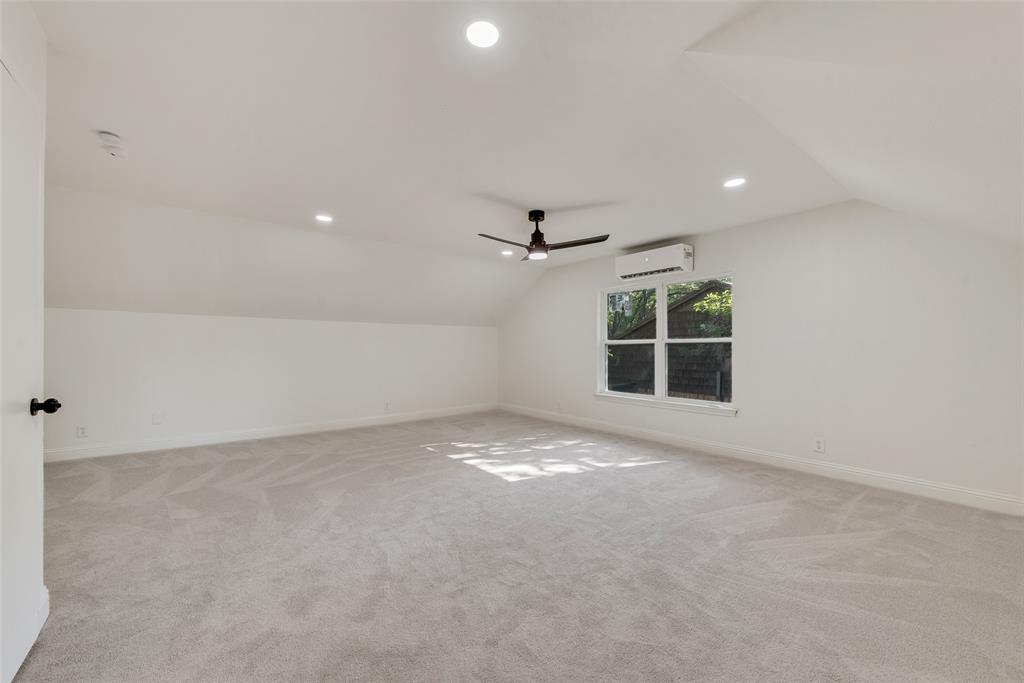 Woodhaven CNTRY Club Estates - Residential