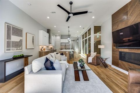 5966 Ross Avenue Dallas TX 75206