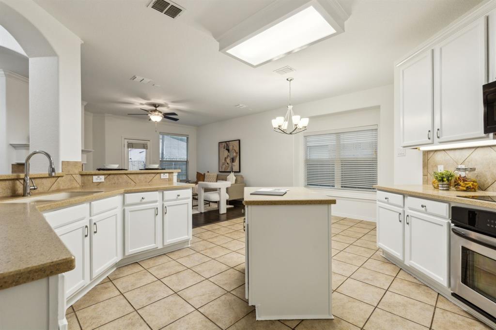 5717 Mariposa Drive