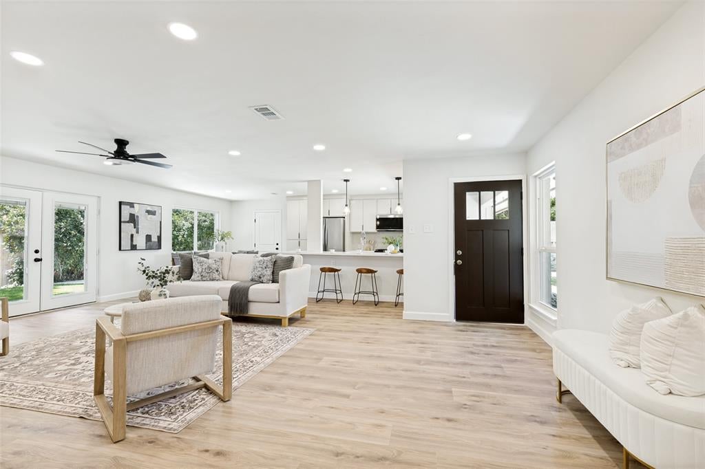 3550 Ridgeoak Way