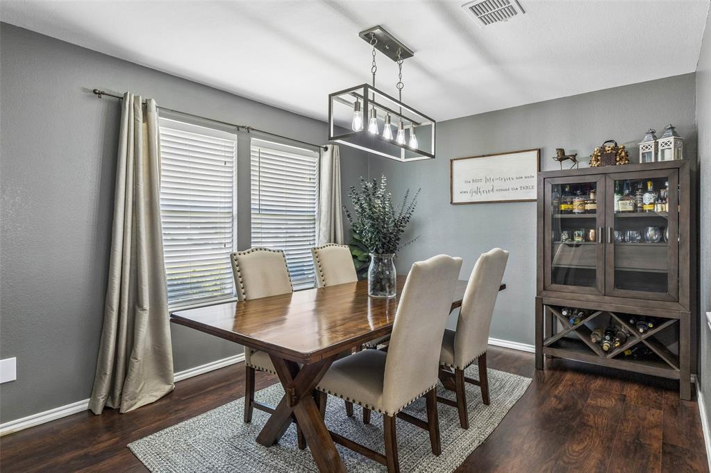 2816 High Pointe Boulevard