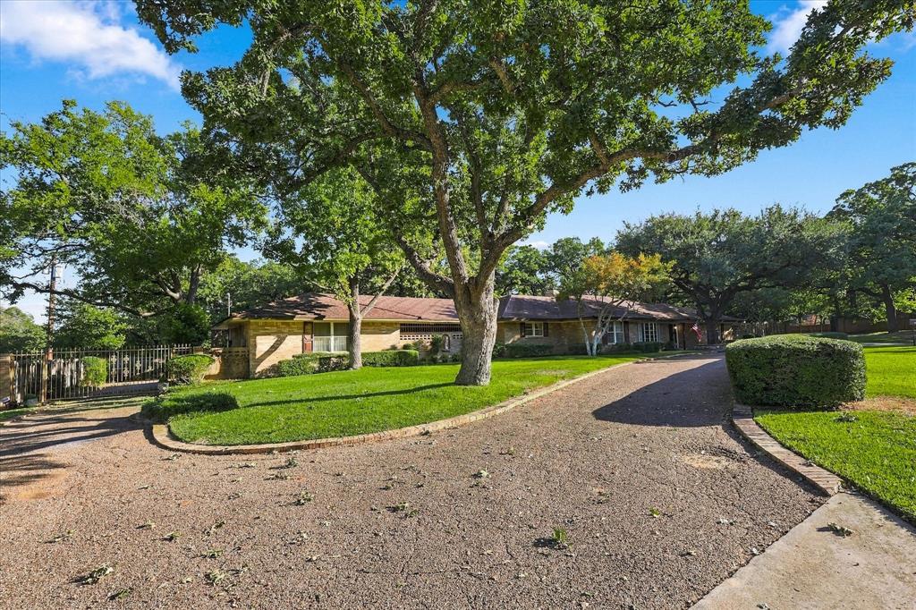 120 Friar Tuck Circle