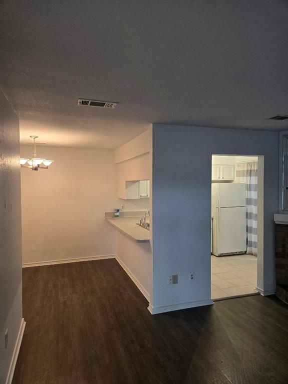 Wellington Place I Condos - Residential Lease