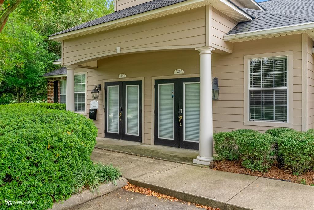 Fern Ave Office Center - Commercial Sale