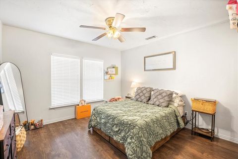 Tiny photo for 507 E Clifton Street, Stephenville, TX 76401 (MLS # 21197399)