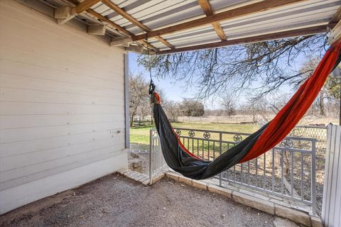 Tiny photo for 507 E Clifton Street, Stephenville, TX 76401 (MLS # 21197399)
