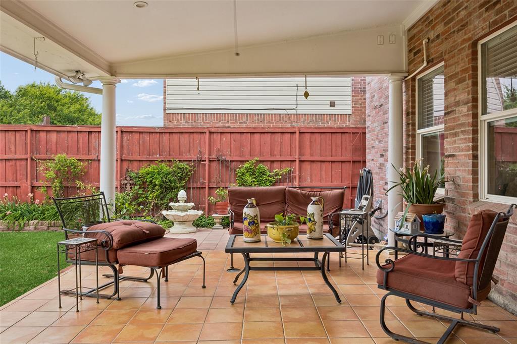 Settlers Way - Residential