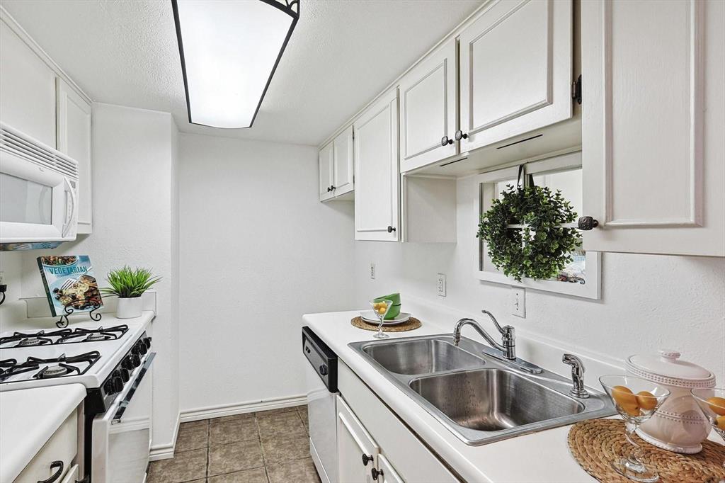 Prestonwood Country Club Condos - Residential Lease