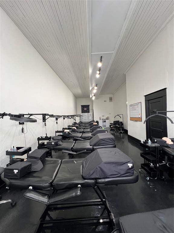 North Fort Worth - Commercial Lease