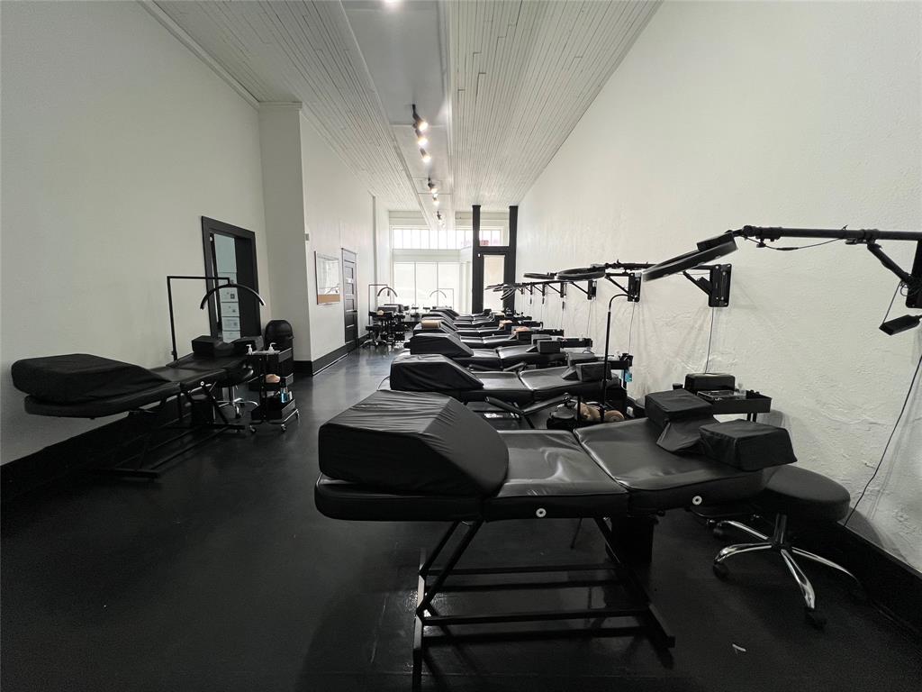 North Fort Worth - Commercial Lease