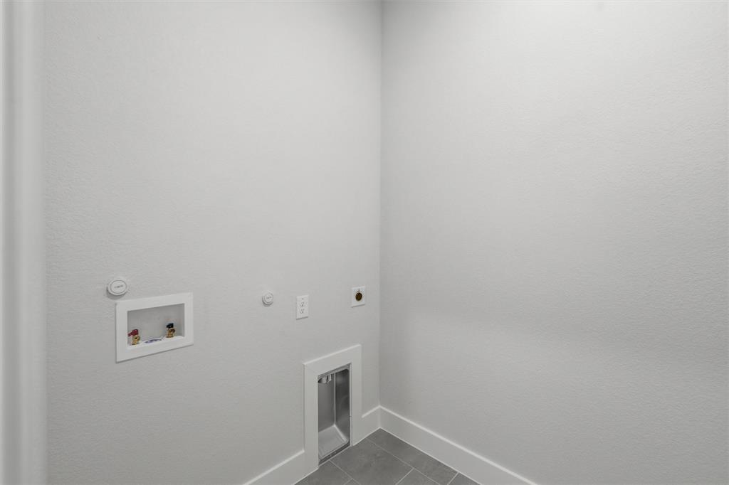 809 Valley Ridge Road