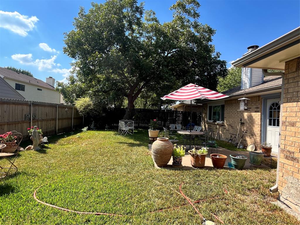 2421 Claremont Drive