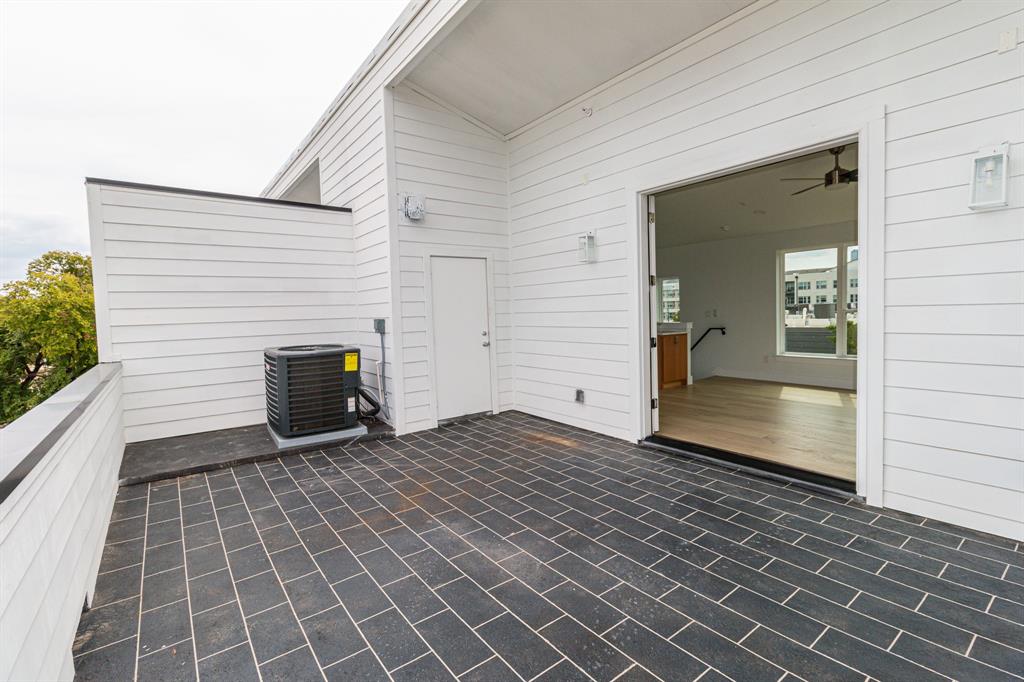 Ross Ave - Residential Lease